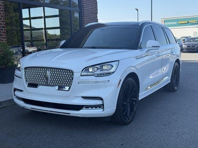 2021 Lincoln Aviator Reserve in Pristine White — front three-quarter view
