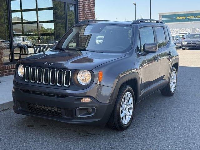 2018 Jeep Renegade Latitude in Granite Crystal Metallic Clearcoat — front three-quarter view